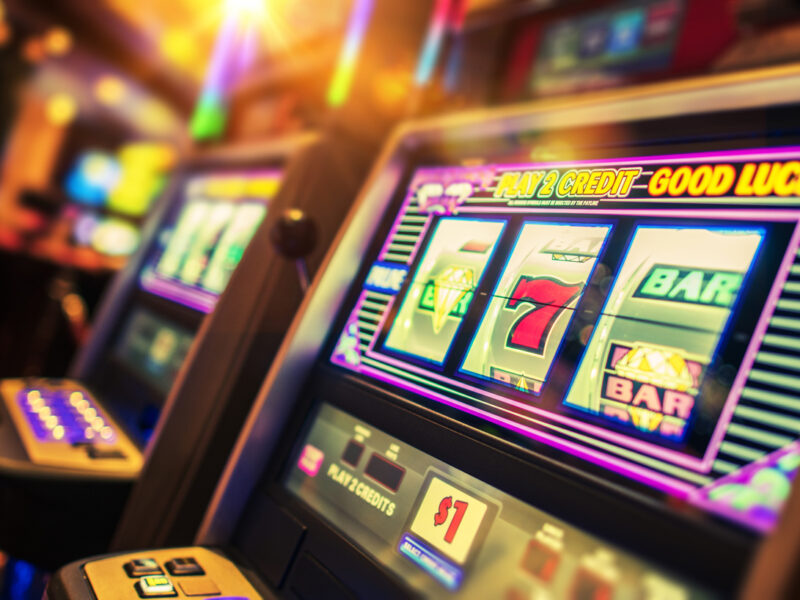 Игровые автоматы: технологии и инновации в мире азартных игр
